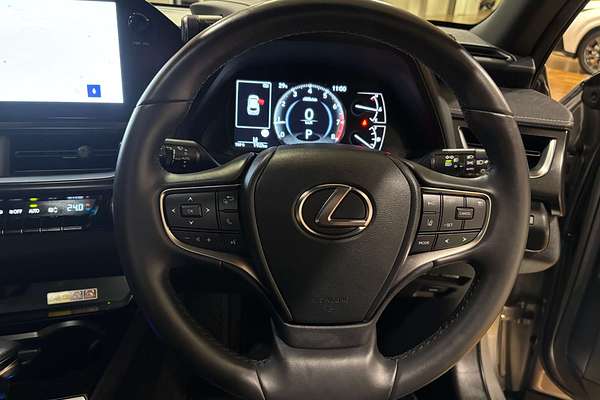 2022 Lexus UX UX200 Luxury MZAA10R