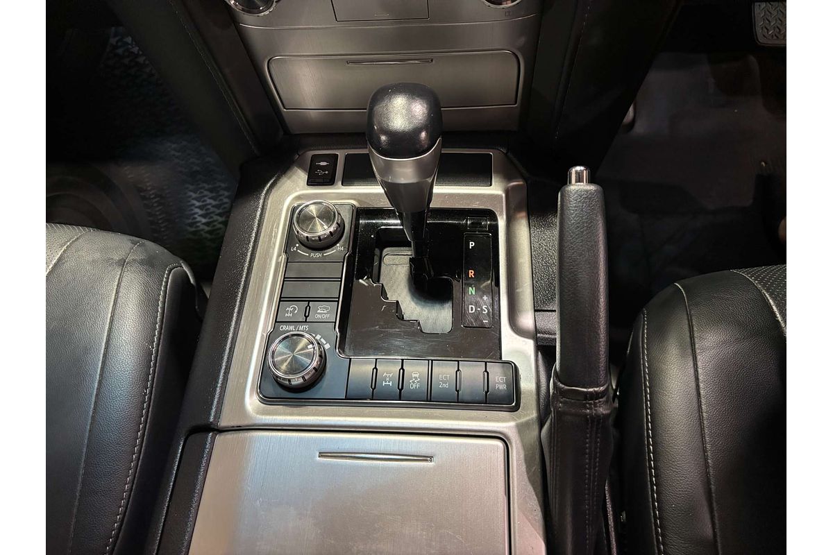 2020 Toyota Landcruiser VX VDJ200R