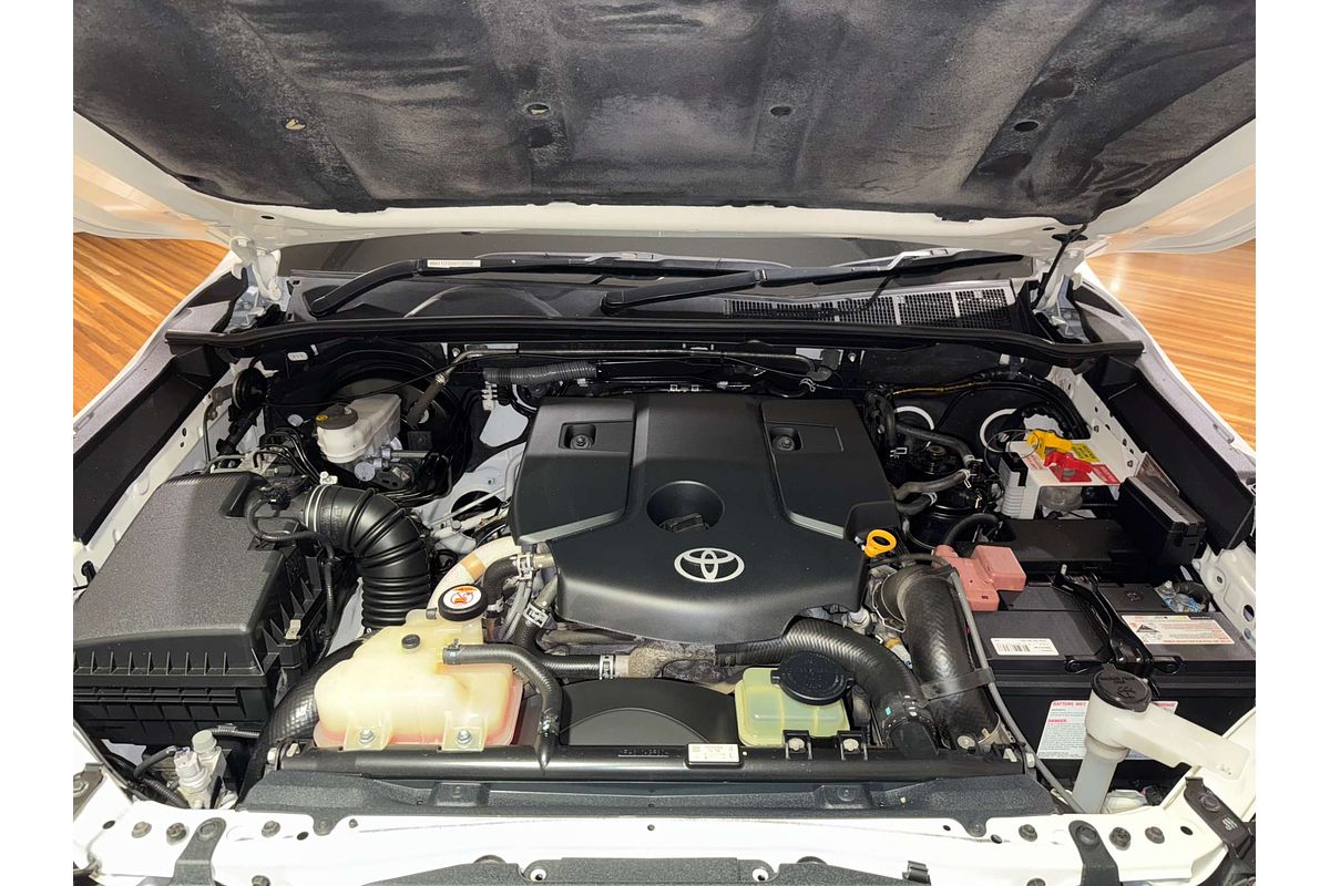 2021 Toyota Hilux SR GUN126R 4X4