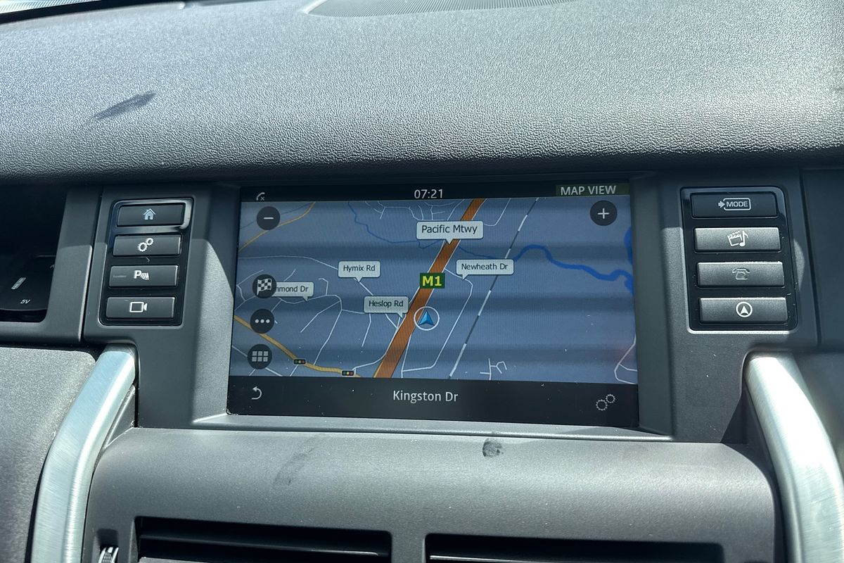 2015 Land Rover Discovery Sport Si4 SE L550