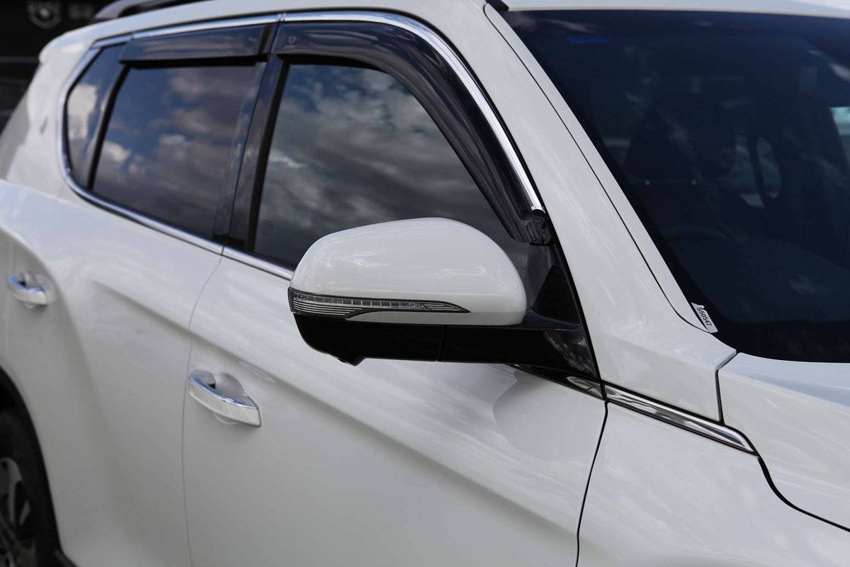 2023 SsangYong Rexton Ultimate Y461