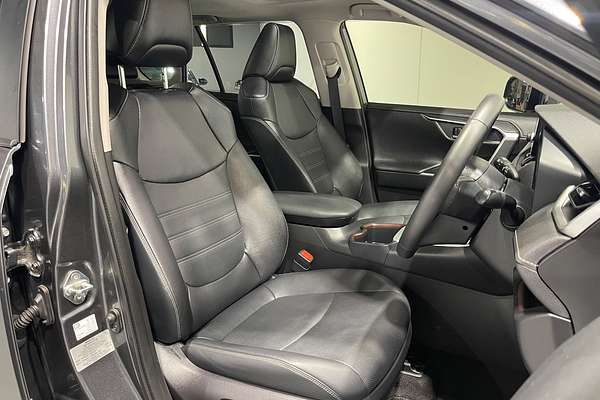 2022 Toyota RAV4 Cruiser AXAH54R