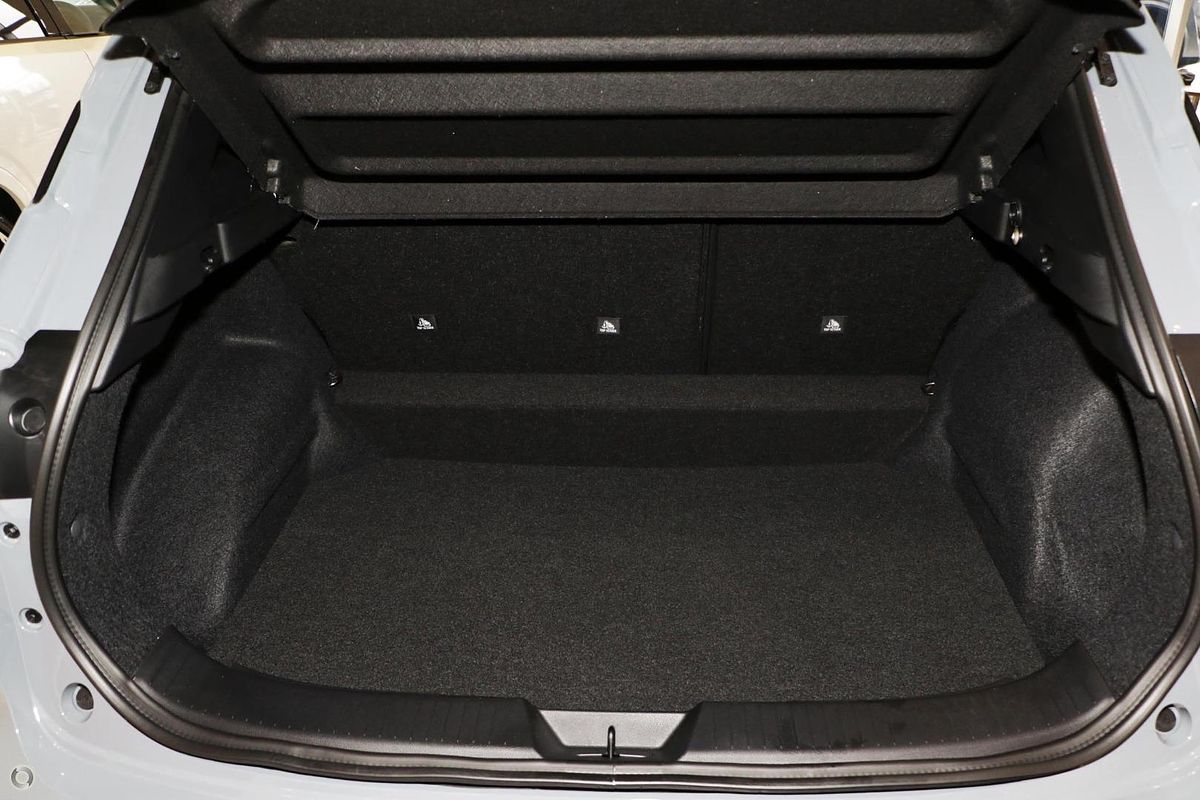 2025 Nissan QASHQAI Ti J12