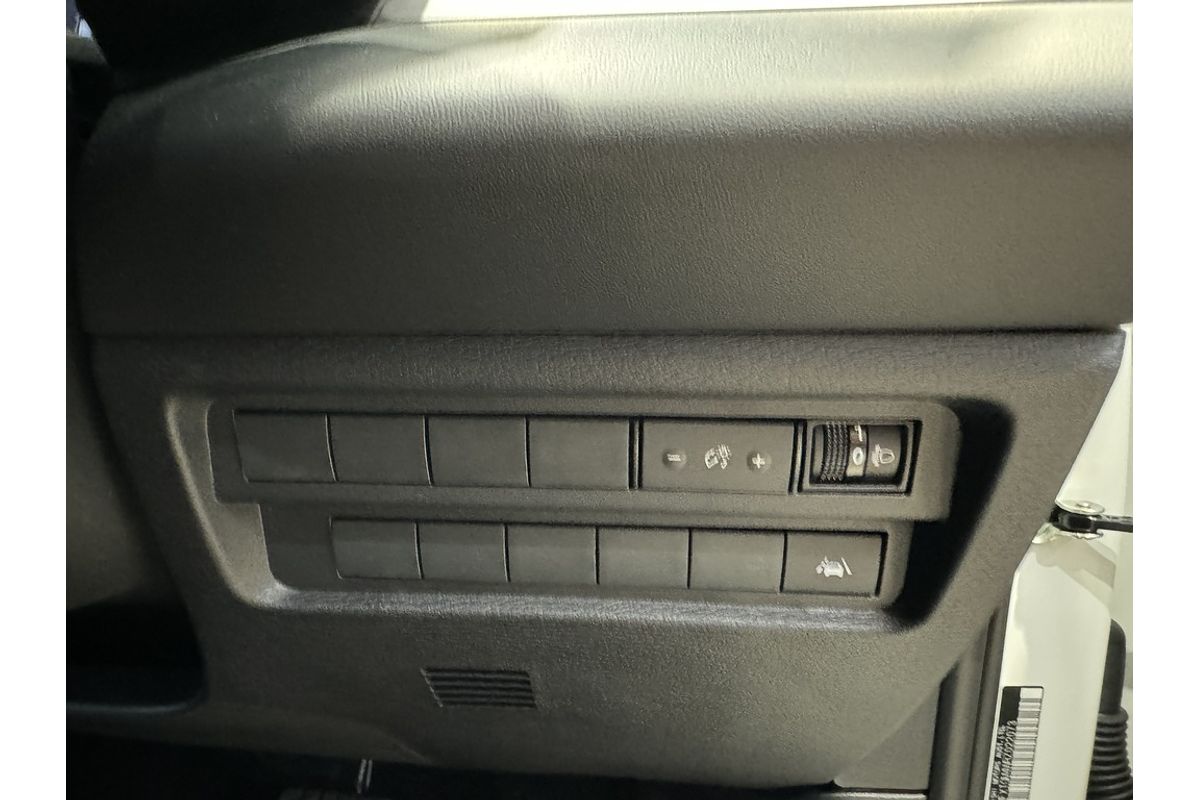 2024 Mitsubishi ZM Outlander LS 2.5L CVT AWD 7ST