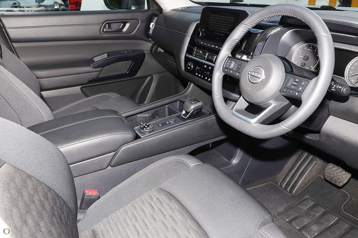 2024 Nissan Pathfinder ST-L R53