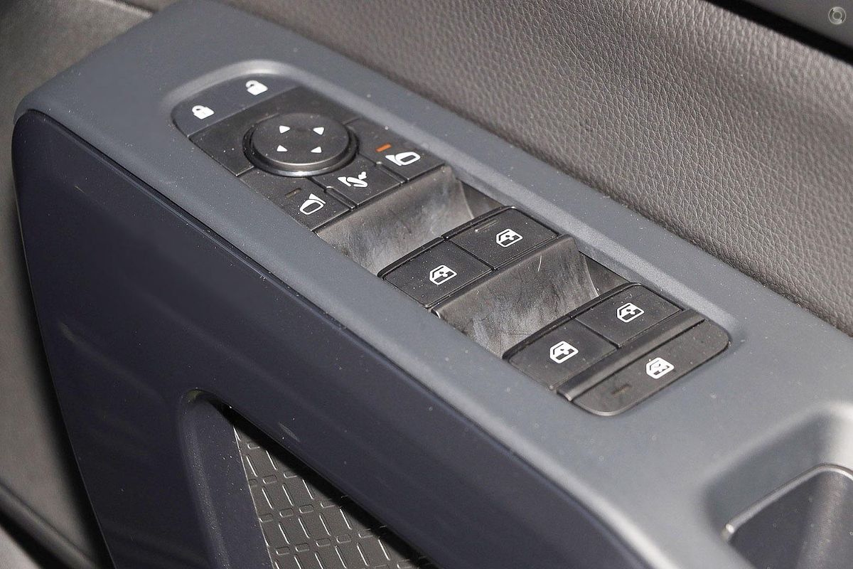 2024 Nissan Pathfinder ST-L R53