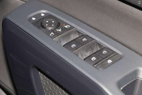 2024 Nissan Pathfinder ST-L R53