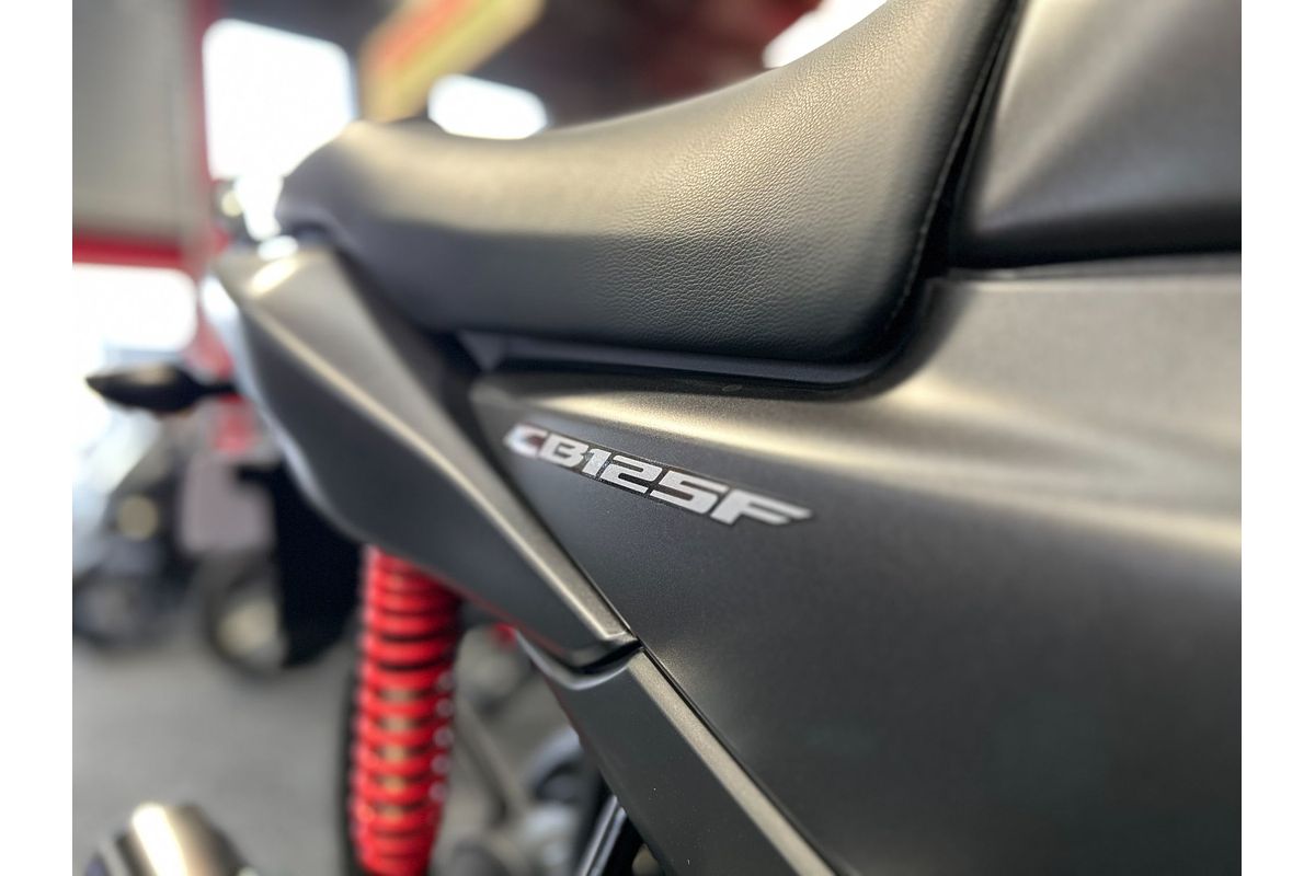 2025 Honda CB125F