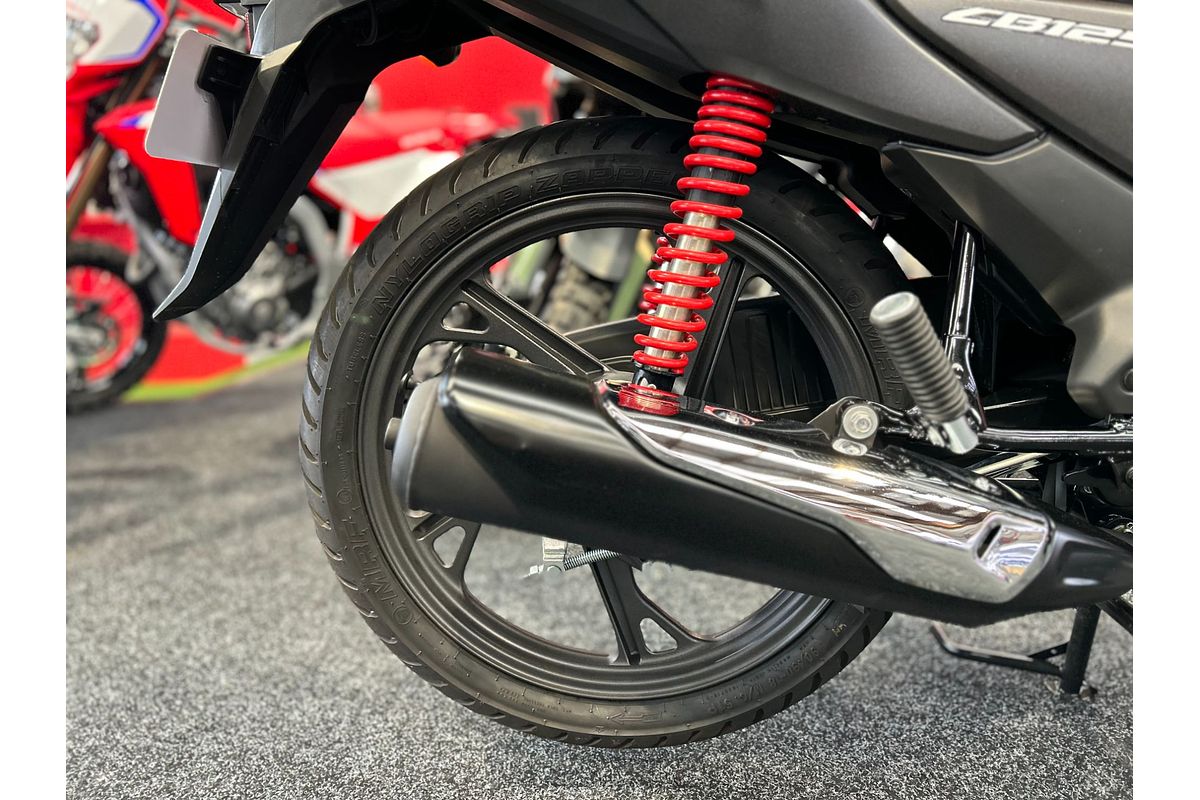 2025 Honda CB125F