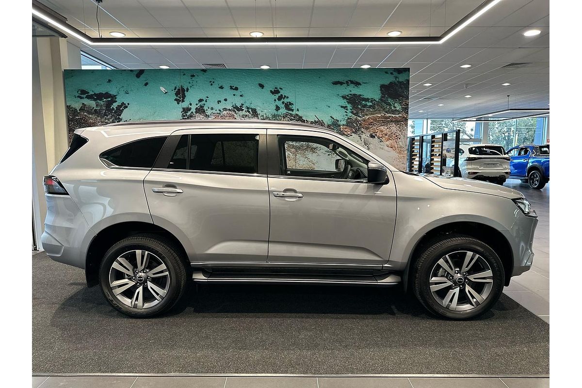 2024 Isuzu MU-X LS-T