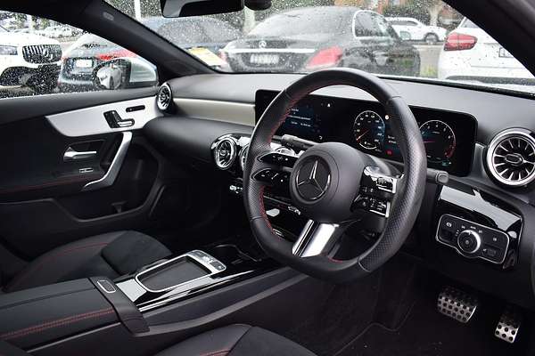2024 Mercedes-Benz A-Class A250 V177