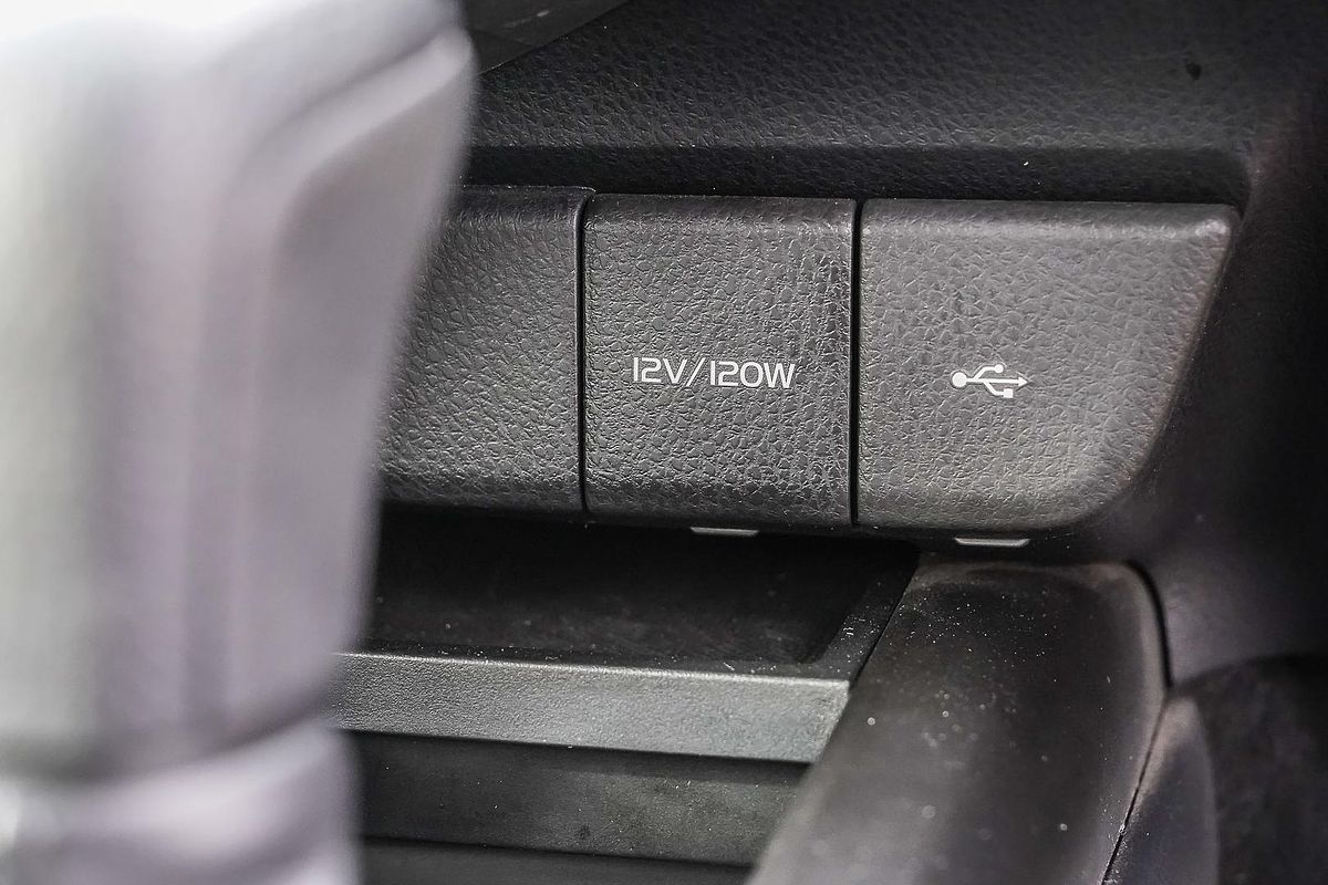 2022 Toyota Camry Ascent AXVH70R
