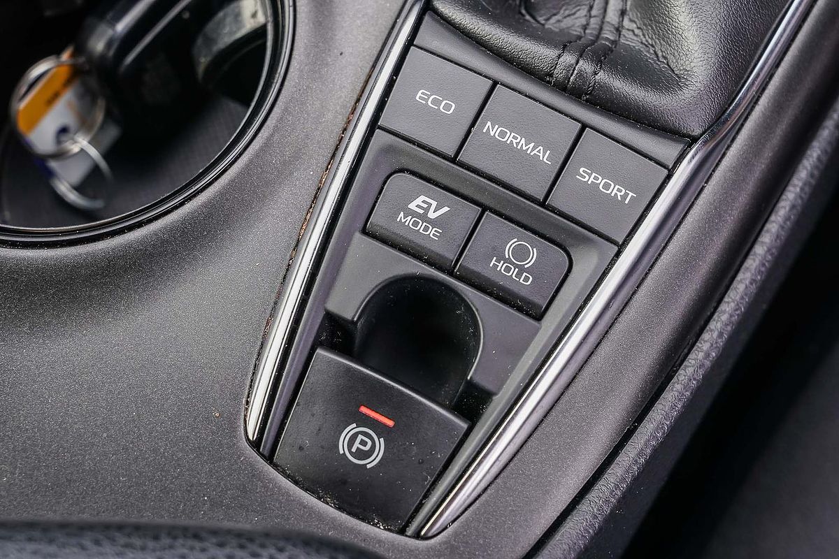 2022 Toyota Camry Ascent AXVH70R