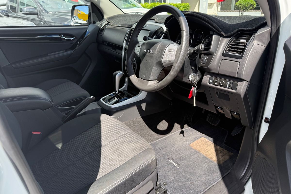2020 Isuzu MU-X LS-U