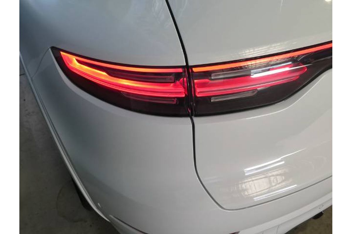 2023 Porsche CAYENNE PLATINUM EDITION 9YA