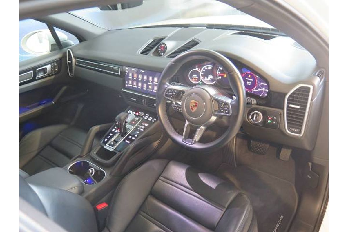 2023 Porsche CAYENNE PLATINUM EDITION 9YA