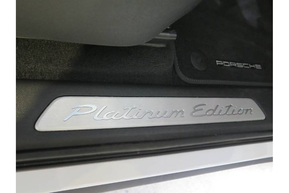 2023 Porsche CAYENNE PLATINUM EDITION 9YA