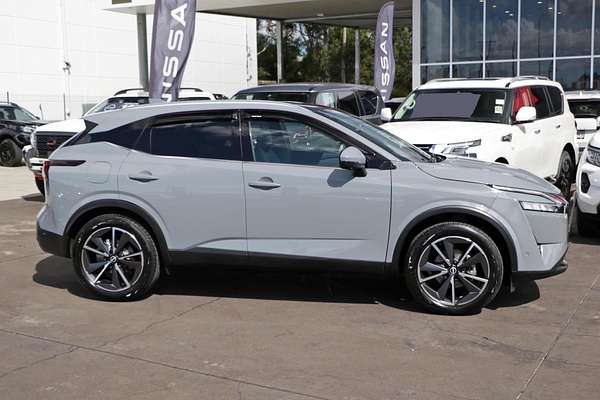 2023 Nissan QASHQAI Ti J12