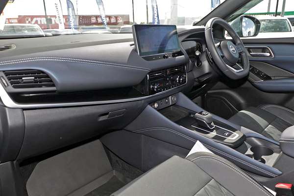2023 Nissan QASHQAI Ti J12