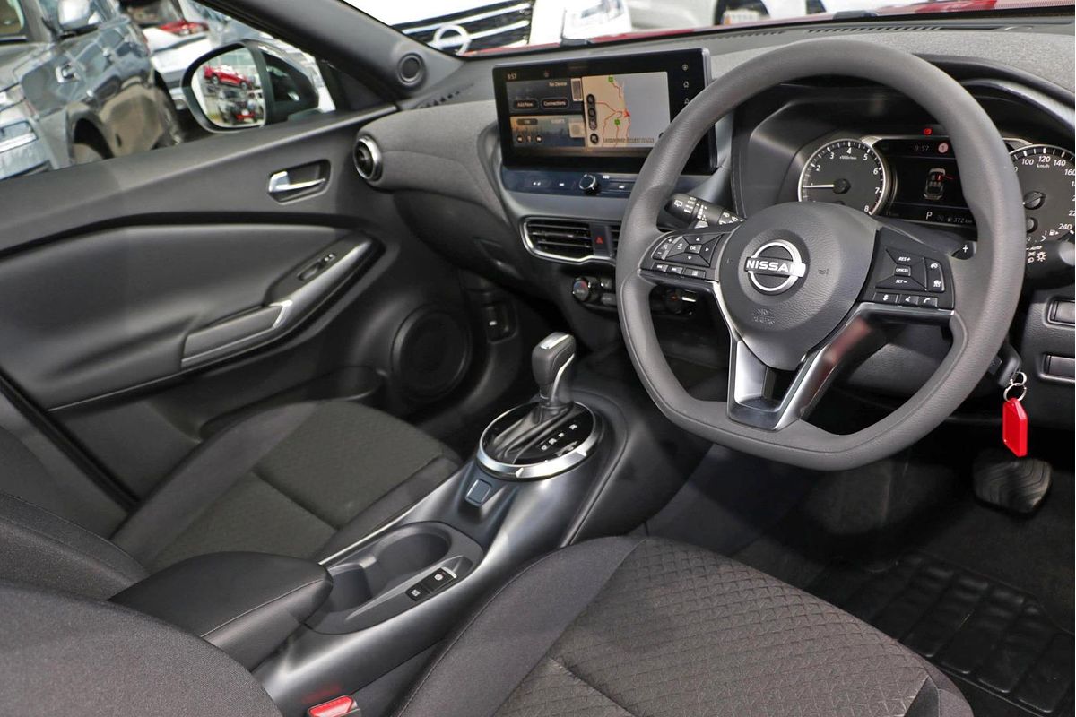 2024 Nissan JUKE ST+ F16