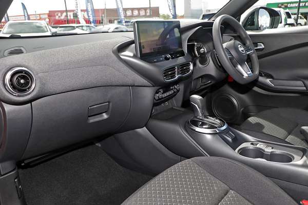 2024 Nissan JUKE ST+ F16