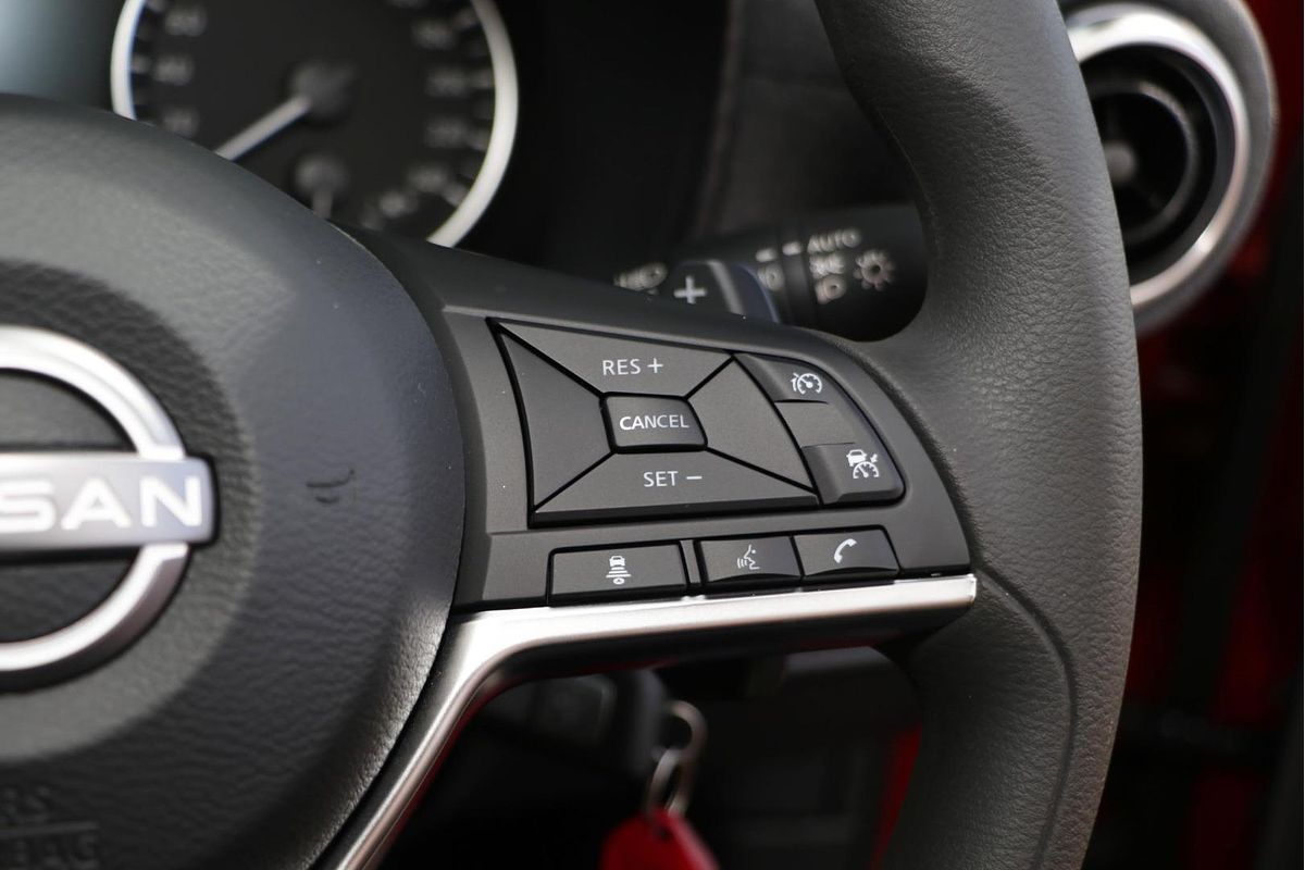 2024 Nissan JUKE ST+ F16