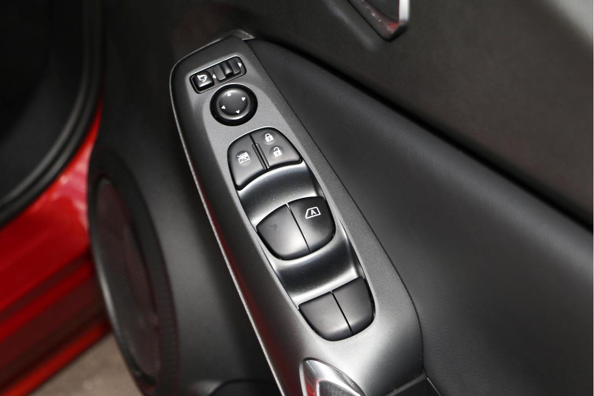 2024 Nissan JUKE ST+ F16