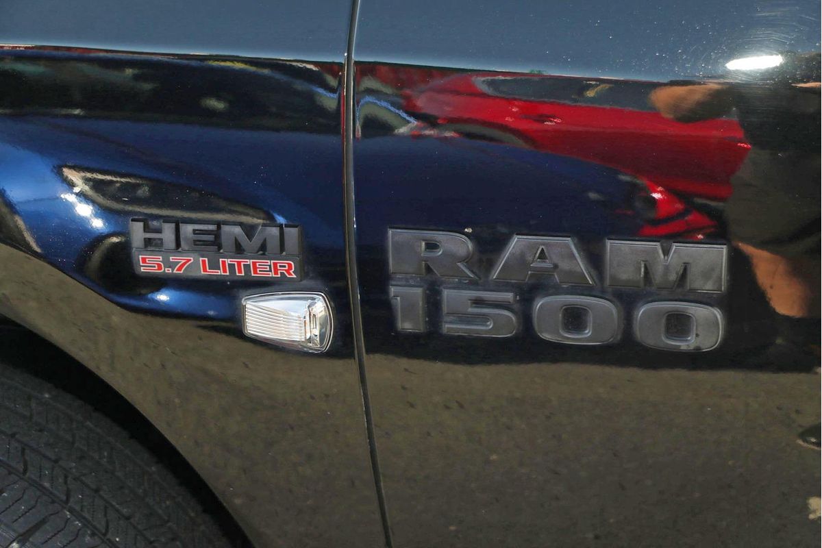 2022 RAM 1500 Express DS 4X4 SWB
