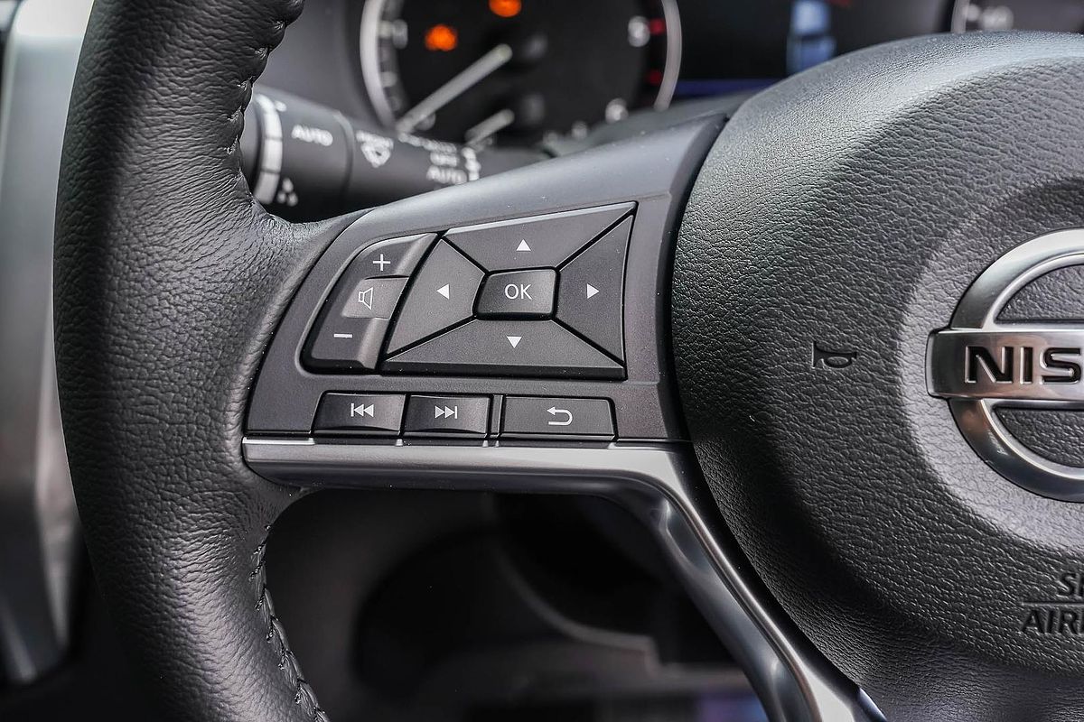 2024 Nissan Navara ST D23 4X4
