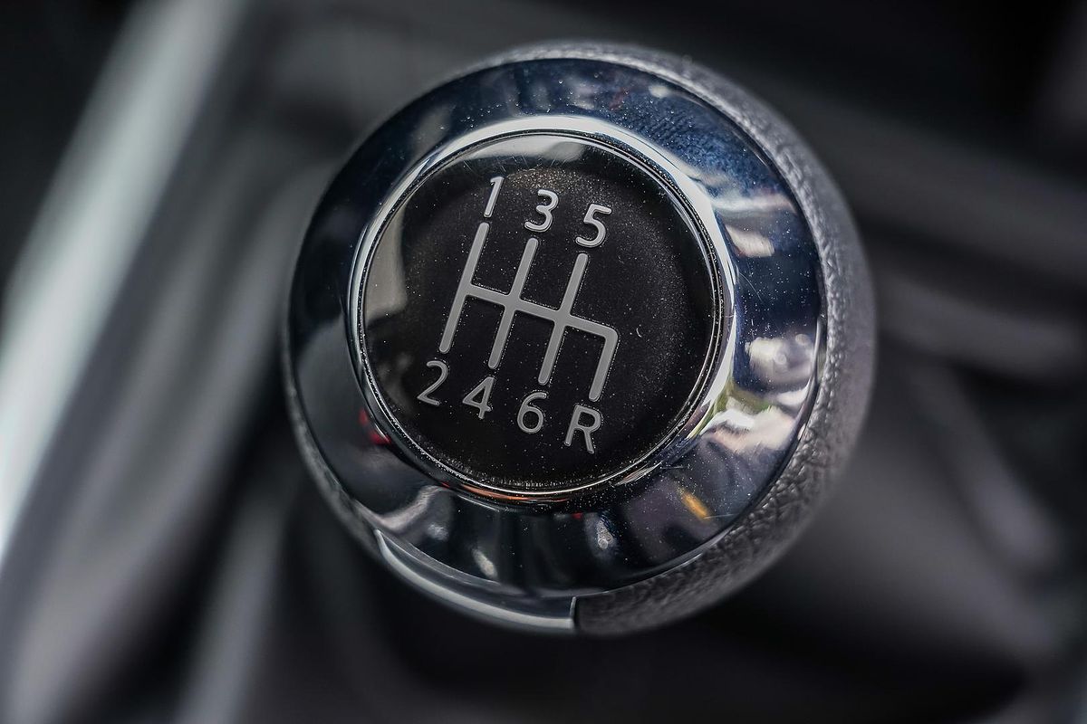2024 Nissan Navara ST D23 4X4