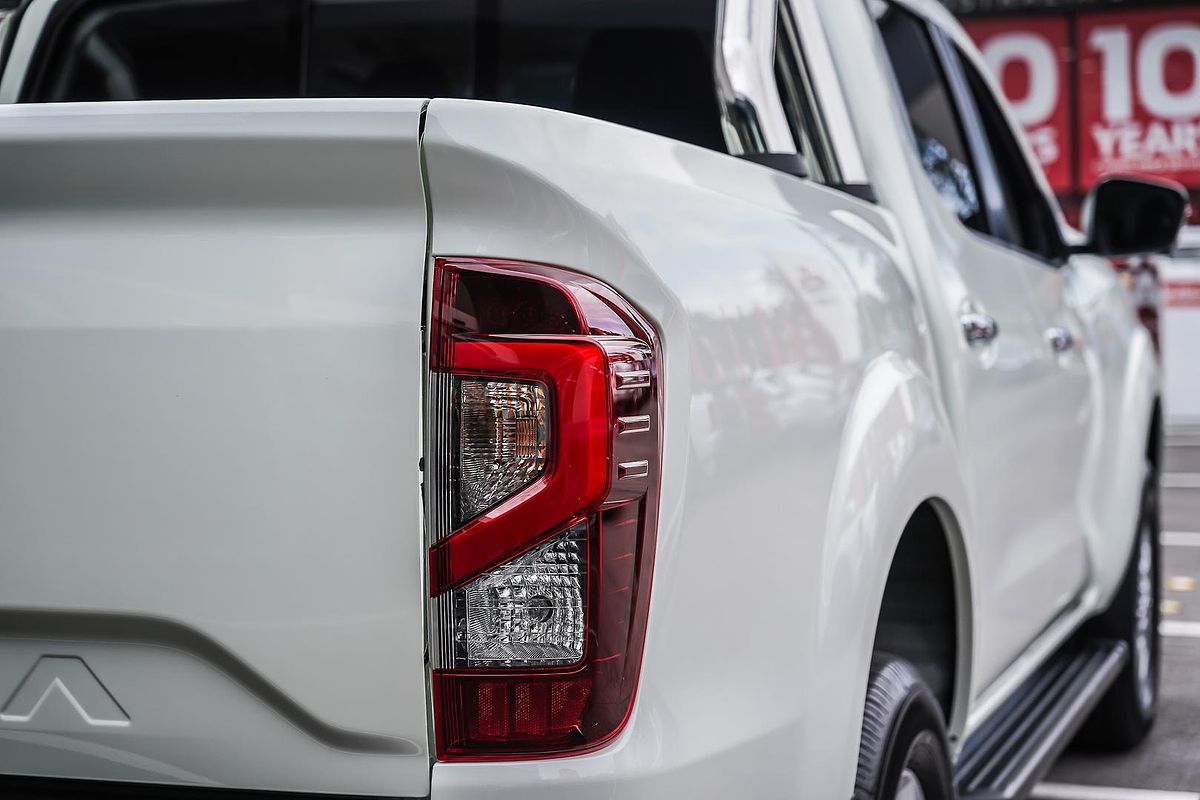 2024 Nissan Navara ST D23 4X4