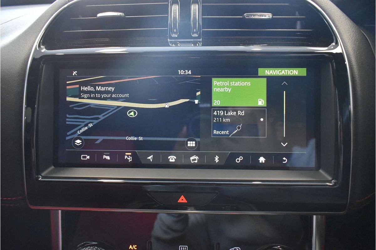 2019 Jaguar XE P300 R-Dynamic SE X760