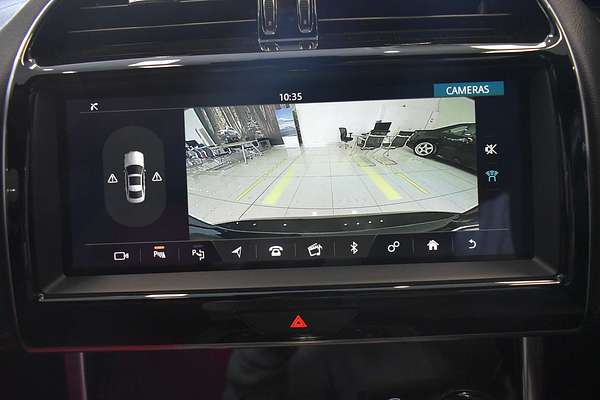 2019 Jaguar XE P300 R-Dynamic SE X760