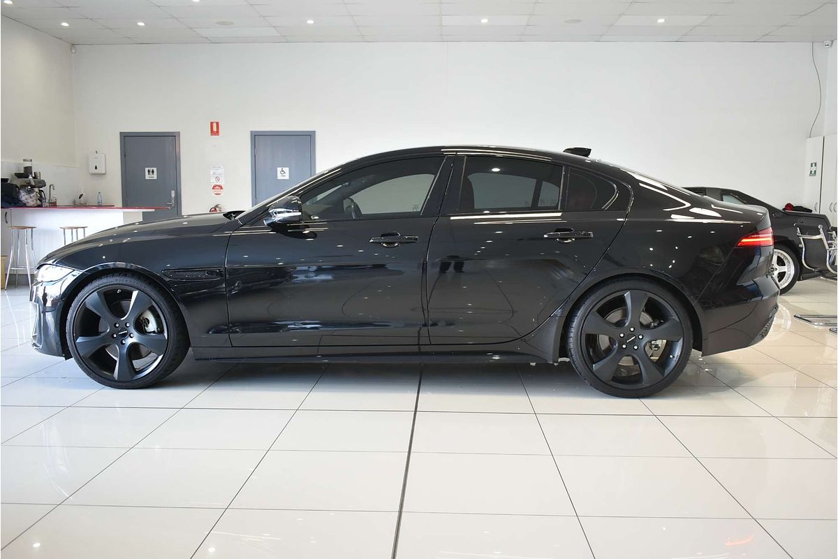 2019 Jaguar XE P300 R-Dynamic SE X760