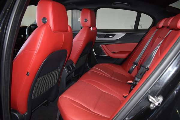 2019 Jaguar XE P300 R-Dynamic SE X760