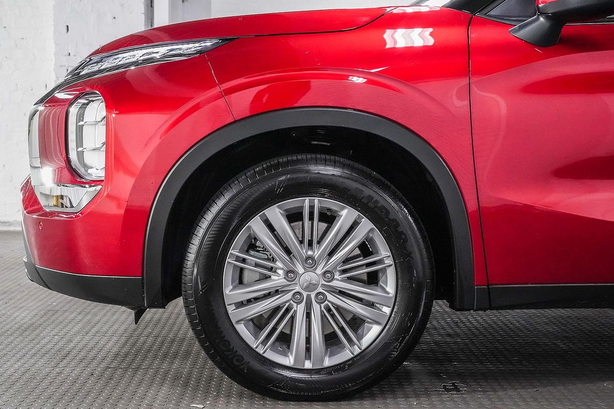2024 Mitsubishi Outlander ES ZM