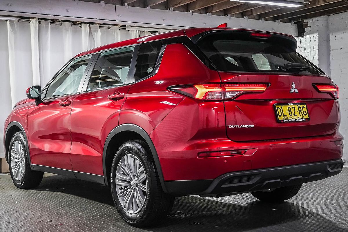 2024 Mitsubishi Outlander ES ZM
