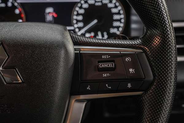 2024 Mitsubishi Outlander ES ZM