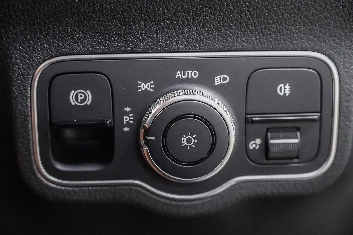 2019 Mercedes-Benz B-Class B180 W247