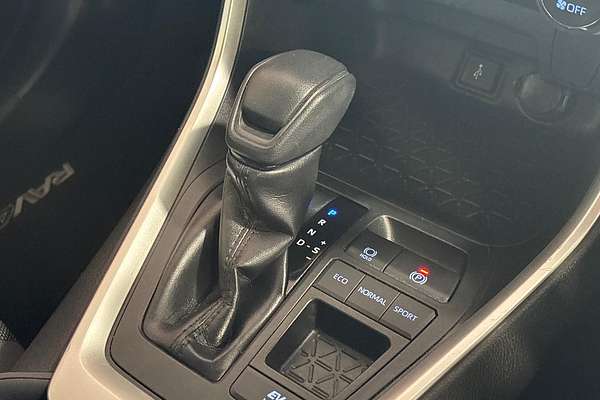 2020 Toyota RAV4 GX AXAH52R