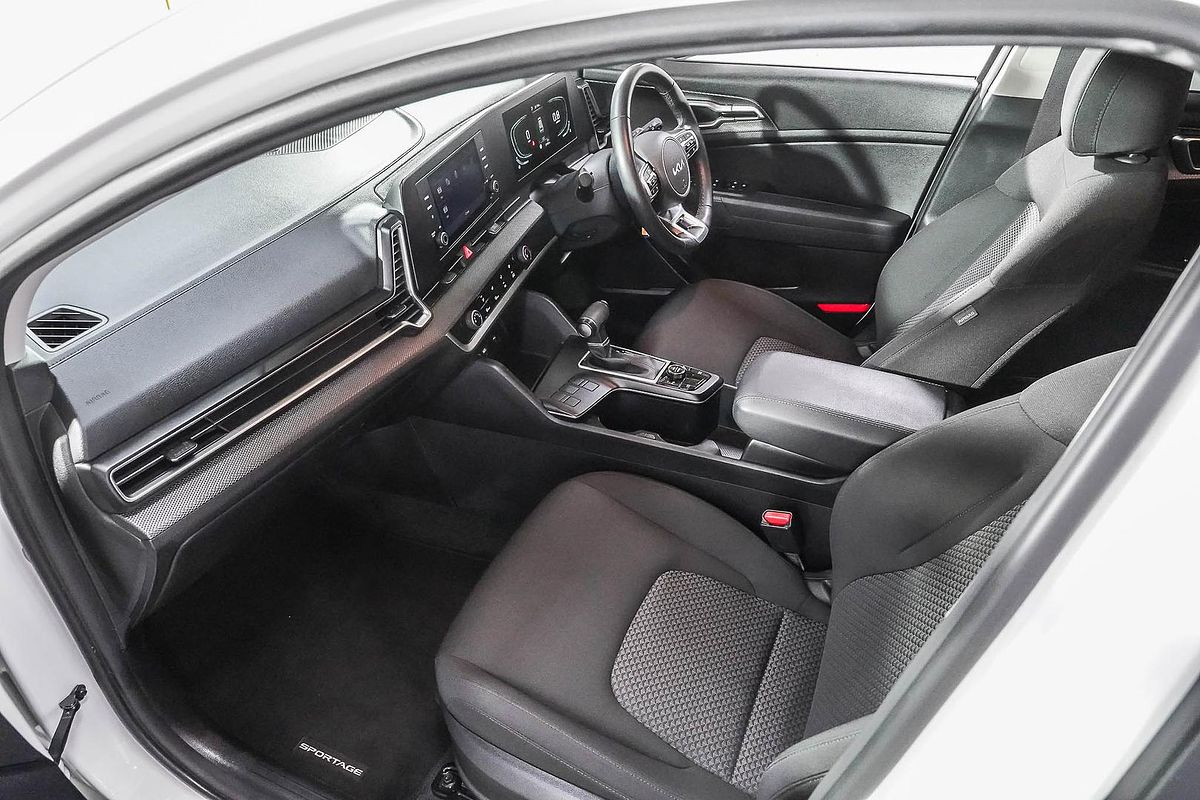 2022 Kia Sportage S NQ5