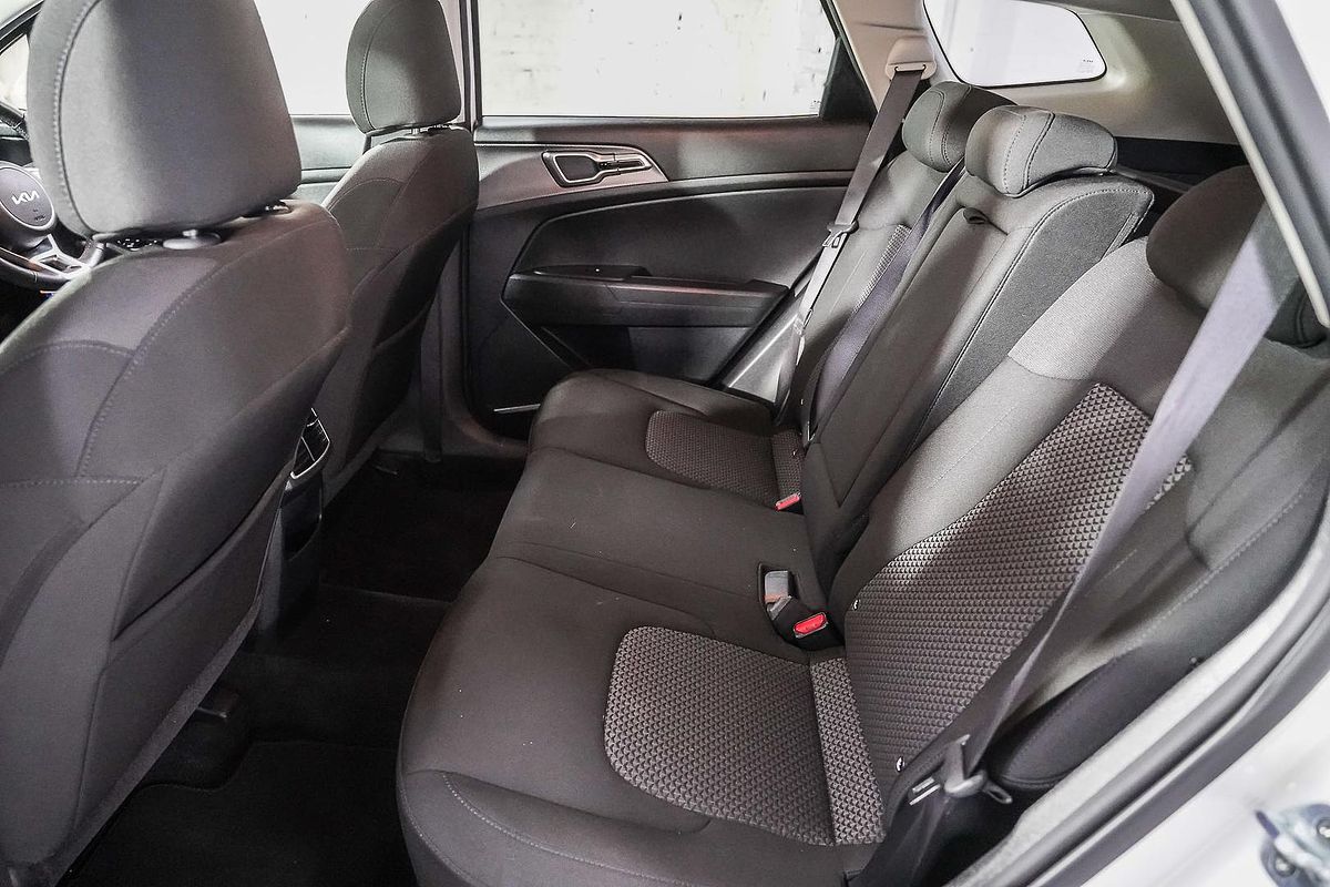 2022 Kia Sportage S NQ5