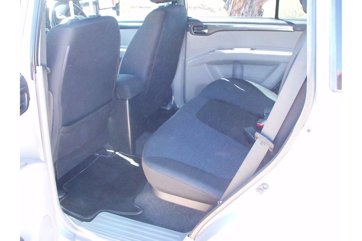 2015 Mitsubishi Challenger  PC