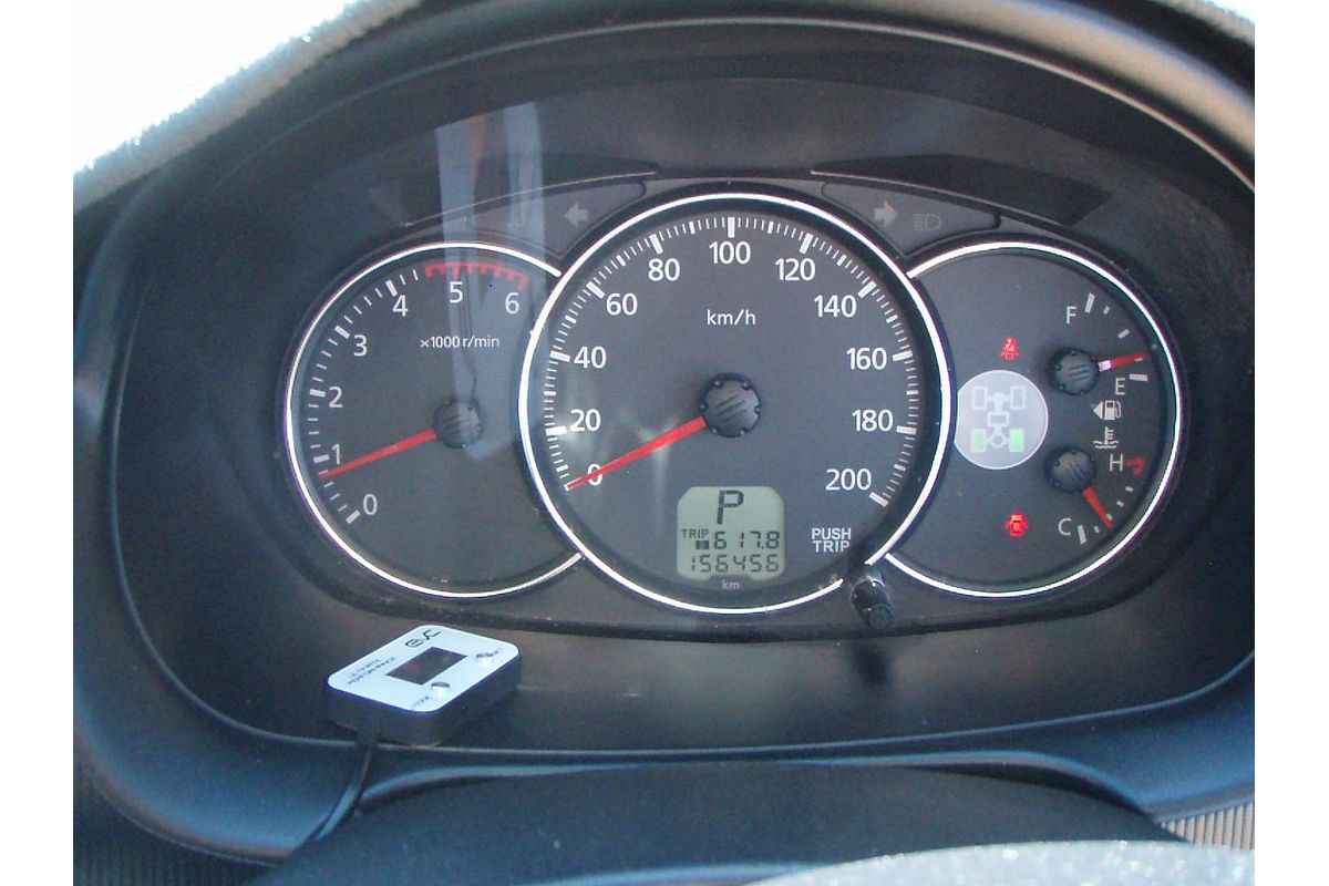 2015 Mitsubishi Challenger  PC