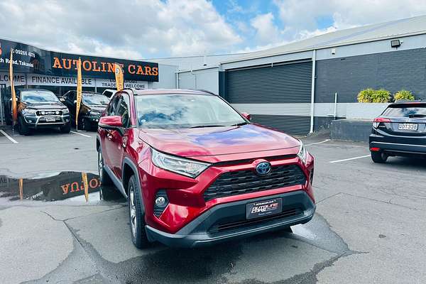 2020 Toyota RAV4 Hybrid X