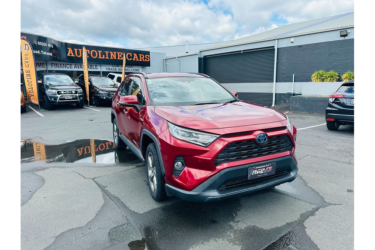 2020 Toyota RAV4 Hybrid X