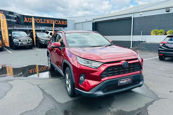 2020 Toyota RAV4 Hybrid X