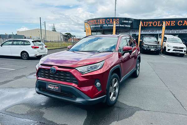 2020 Toyota RAV4 Hybrid X