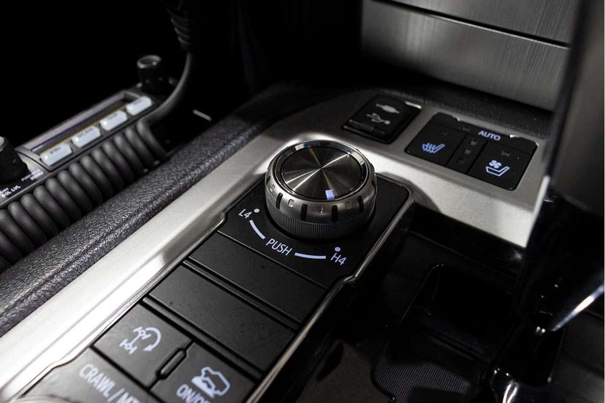 2016 Toyota Landcruiser Sahara VDJ200R