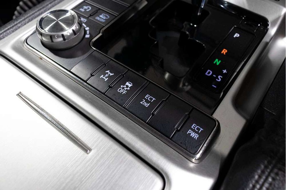 2016 Toyota Landcruiser Sahara VDJ200R